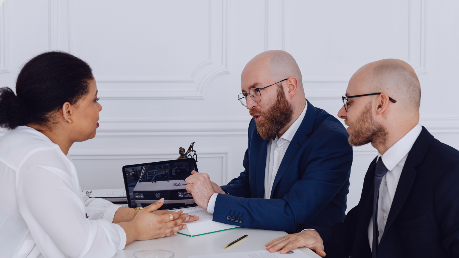 Screenin sanctions PEP & PEM